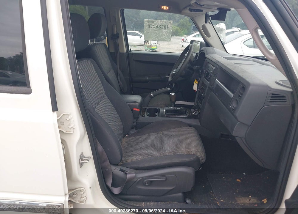 2010 JEEP COMMANDER SPORT VIN: 1J4RH4GK9AC113891