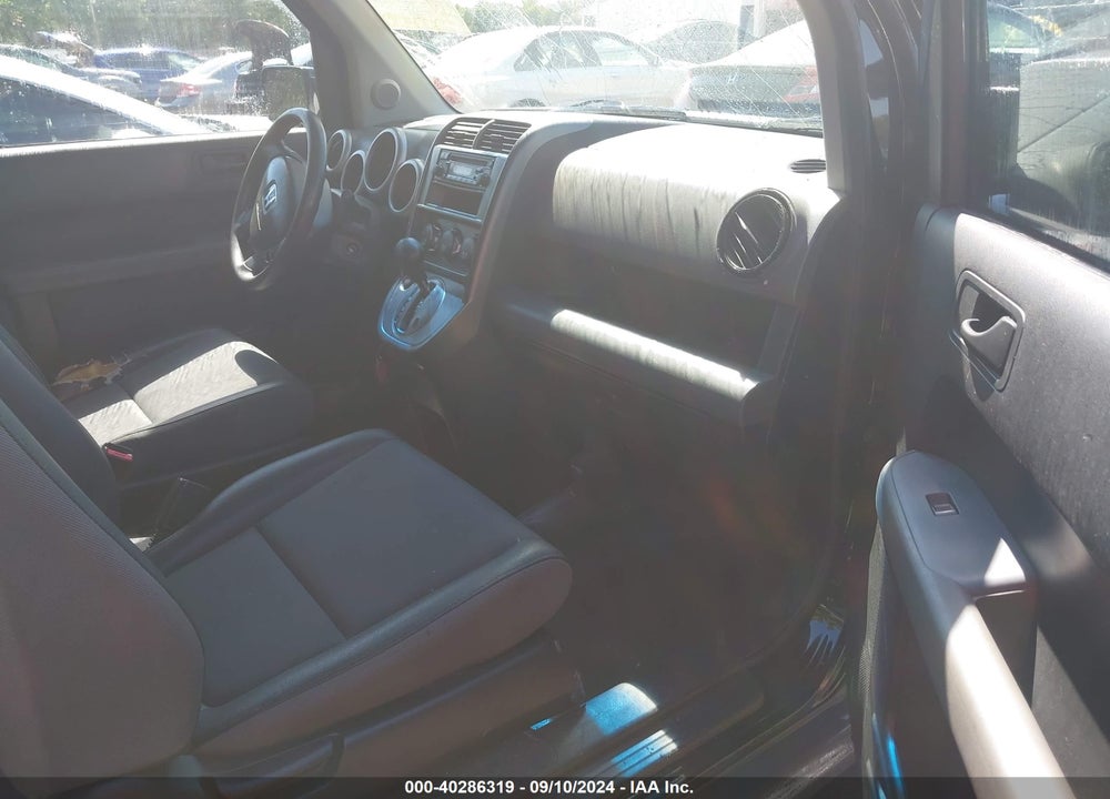 2005 HONDA ELEMENT LX VIN: 5J6YH283X5L019063