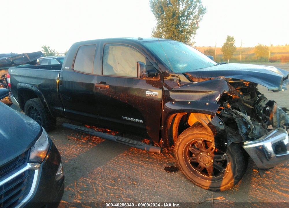 2014 TOYOTA TUNDRA SR5 5.7L V8 VIN: 5TFUW5F14EX394405