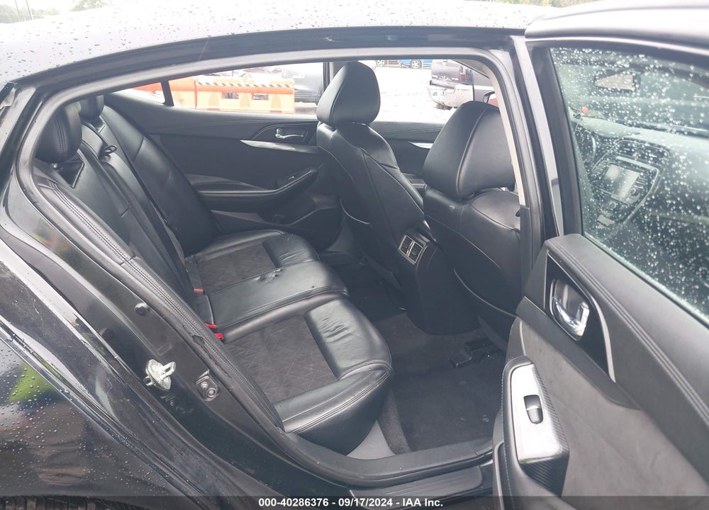 2016 NISSAN MAXIMA 3.5 SR VIN: 1N4AA6APXGC405085