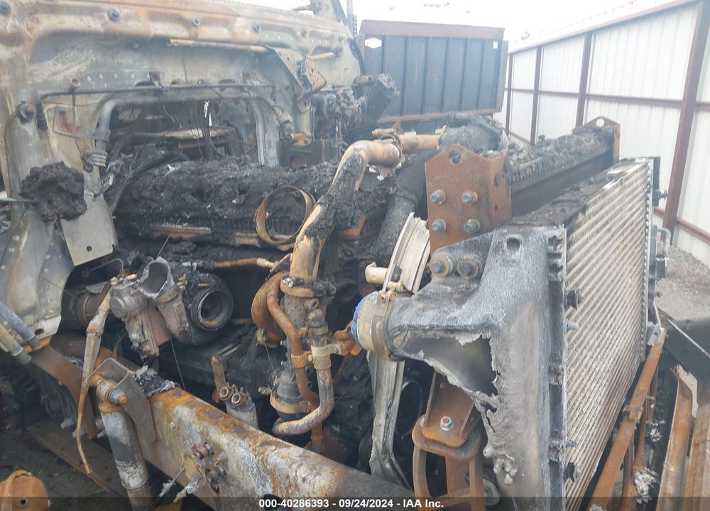 2019 VOLVO VNR VIN: 4V4WC9EH4KN233328