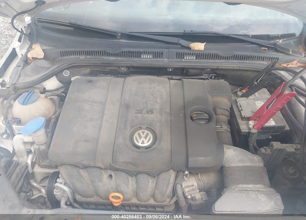 2013 VOLKSWAGEN JETTA SE VIN: 3VWDX7AJ3DM371747