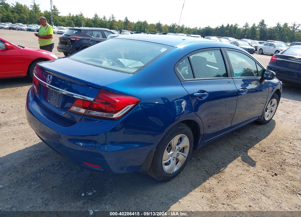 2015 HONDA CIVIC LX VIN: 2HGFB2E56FH507785