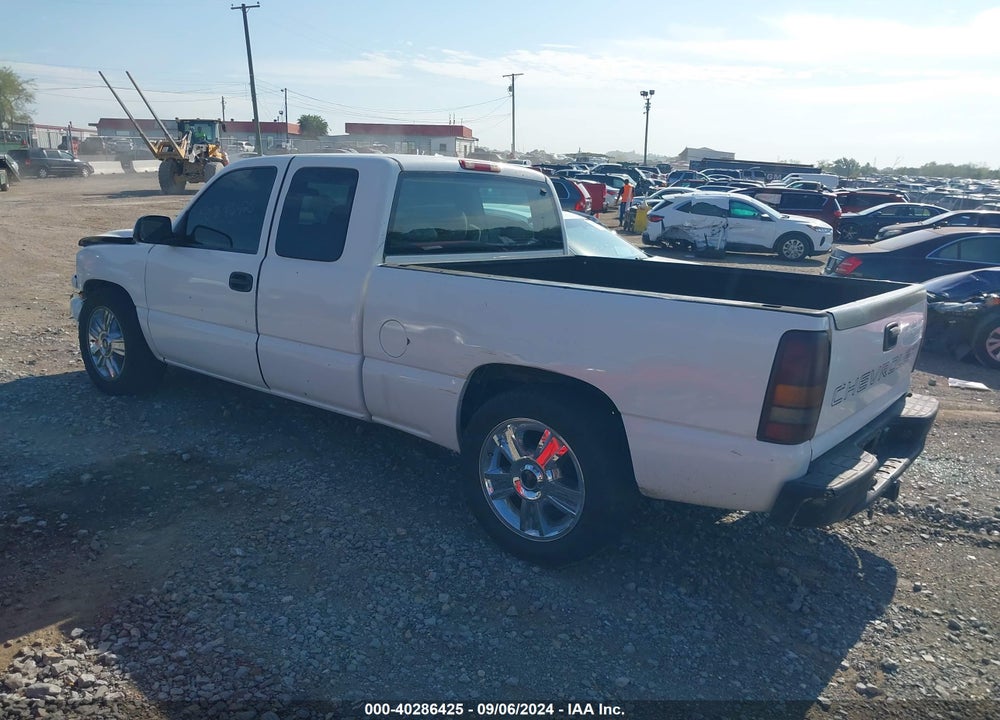 1999 CHEVROLET SILVERADO 1500 VIN: 1GCEC19W3XZ133061