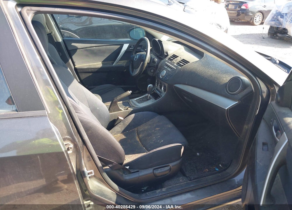 2010 MAZDA 3 S SPORT VIN: JM1BL1S60A1227837