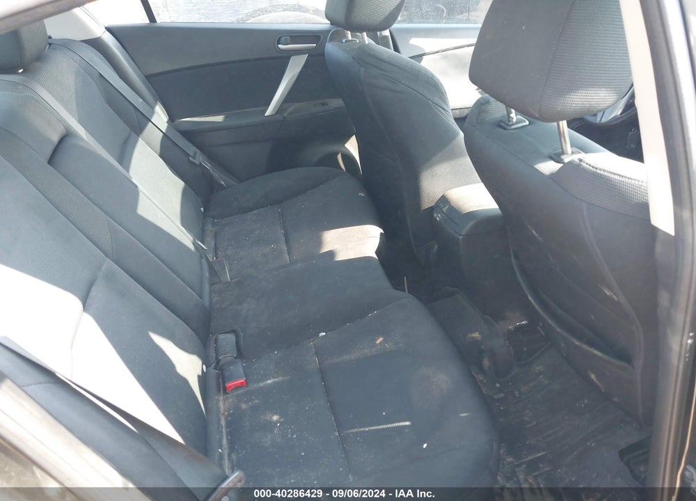 2010 MAZDA 3 S SPORT VIN: JM1BL1S60A1227837