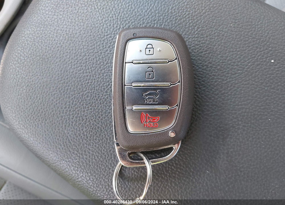 2019 HYUNDAI IONIQ HYBRID LIMITED VIN: KMHC05LC7KU137038