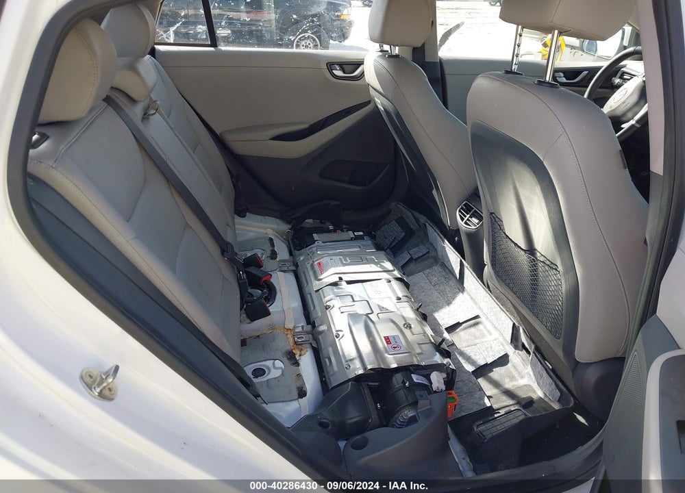 2019 HYUNDAI IONIQ HYBRID LIMITED VIN: KMHC05LC7KU137038