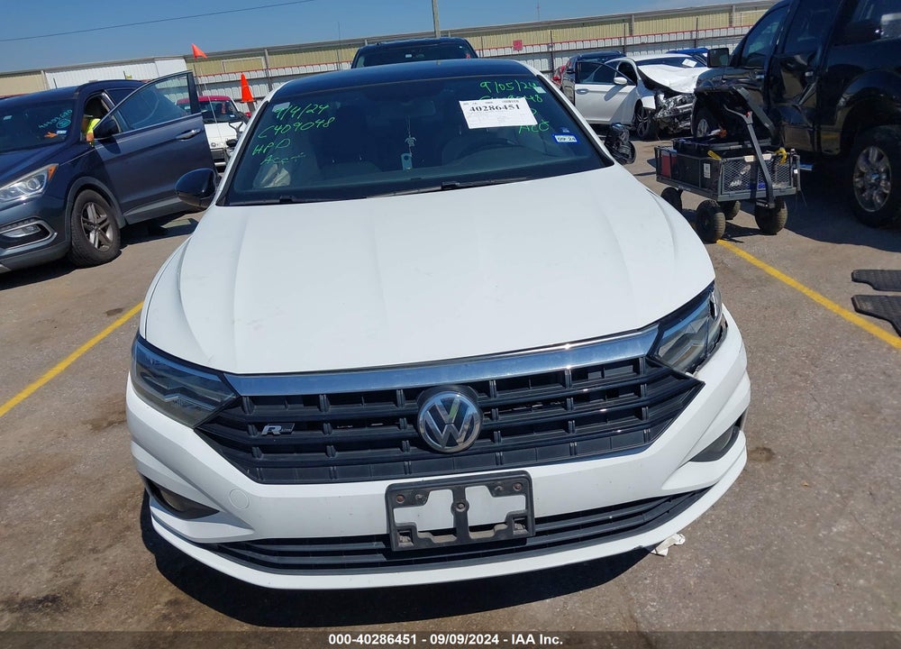 2019 VOLKSWAGEN JETTA VIN: 3VWCB7BU0KM221885