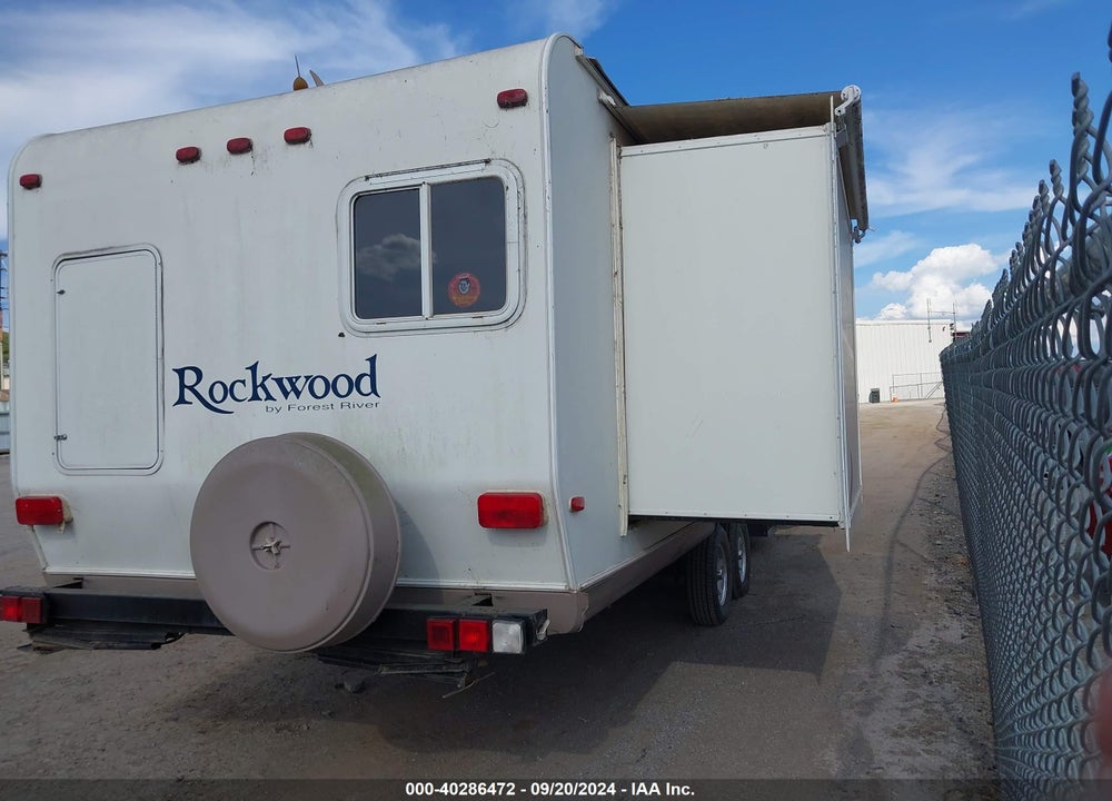 2005 FOREST RIVER ROCKWOOD VIN: 4X4TRLG215D806659