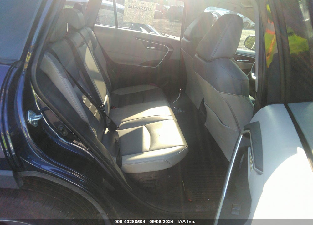 2021 TOYOTA RAV4 HYBRID XLE PREMIUM VIN: 4T3B6RFV6MU010371