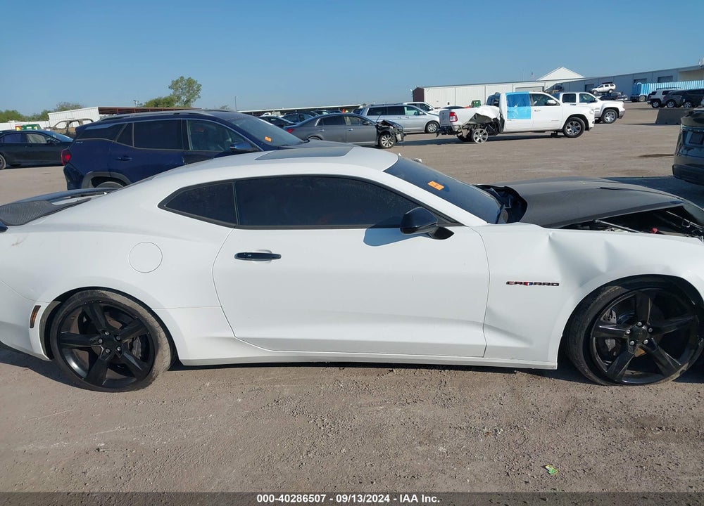 2017 CHEVROLET CAMARO 2SS VIN: 1G1FG1R7XH0142842
