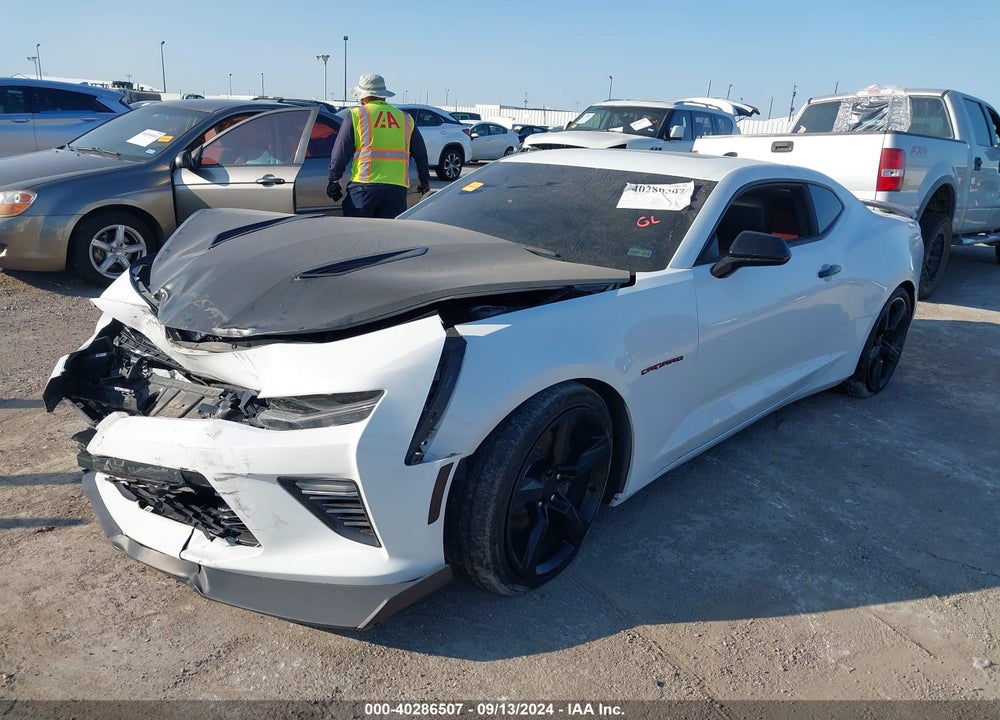 2017 CHEVROLET CAMARO 2SS VIN: 1G1FG1R7XH0142842