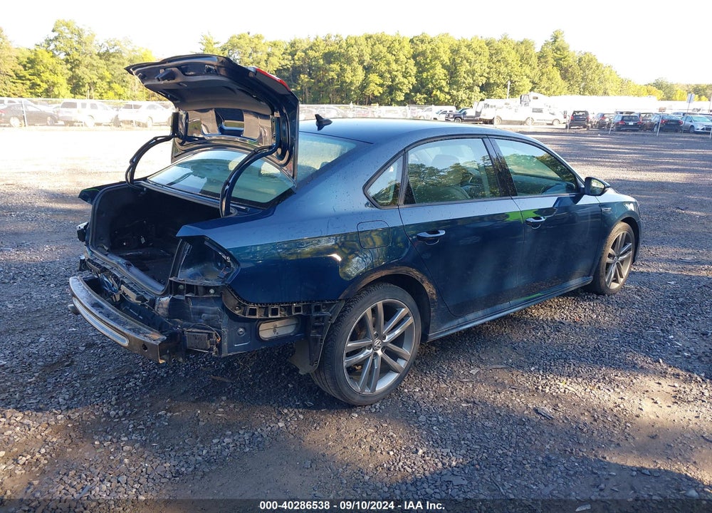 2018 VOLKSWAGEN PASSAT 2.0T R-LINE/2.0T S VIN: 1VWAA7A3XJC018635