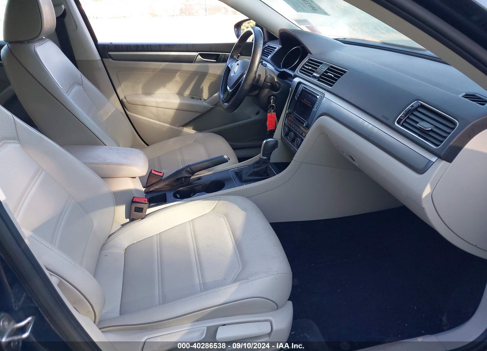 2018 VOLKSWAGEN PASSAT 2.0T R-LINE/2.0T S VIN: 1VWAA7A3XJC018635