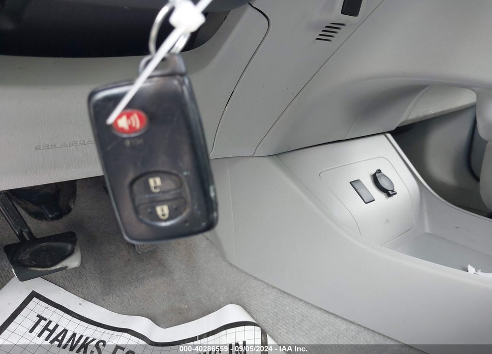 2011 TOYOTA PRIUS TWO VIN: JTDKN3DU0B5362490