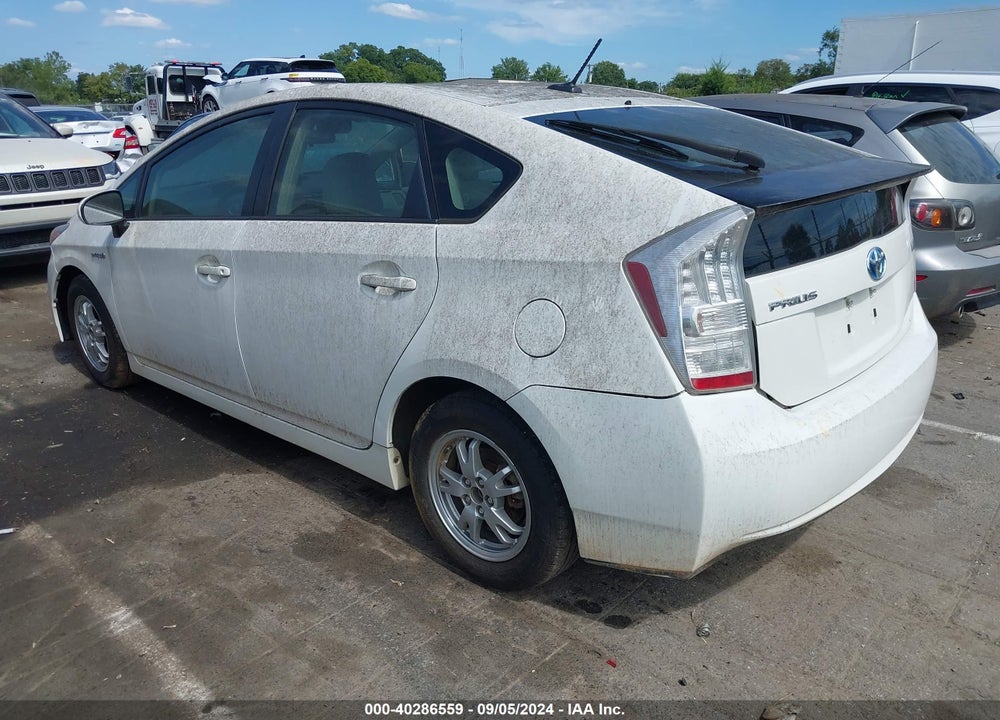 2011 TOYOTA PRIUS TWO VIN: JTDKN3DU0B5362490