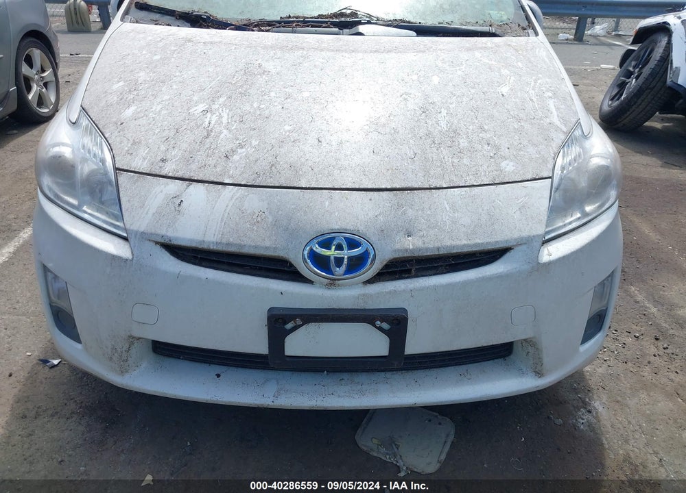 2011 TOYOTA PRIUS TWO VIN: JTDKN3DU0B5362490