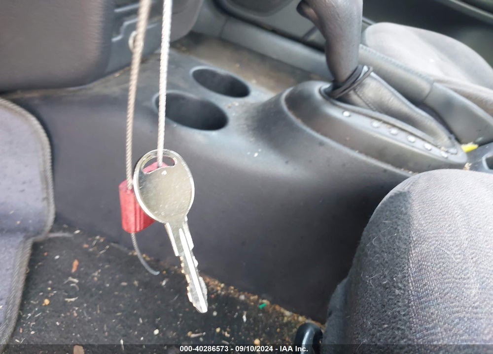 2002 CHRYSLER SEBRING VIN: 1C3EL46X02N229782
