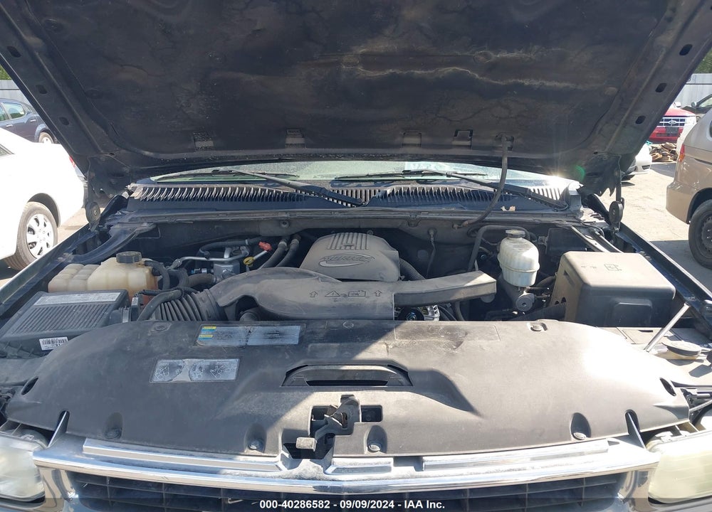 2005 CHEVROLET SUBURBAN 1500 LT VIN: 1GNFK16Z45J151092