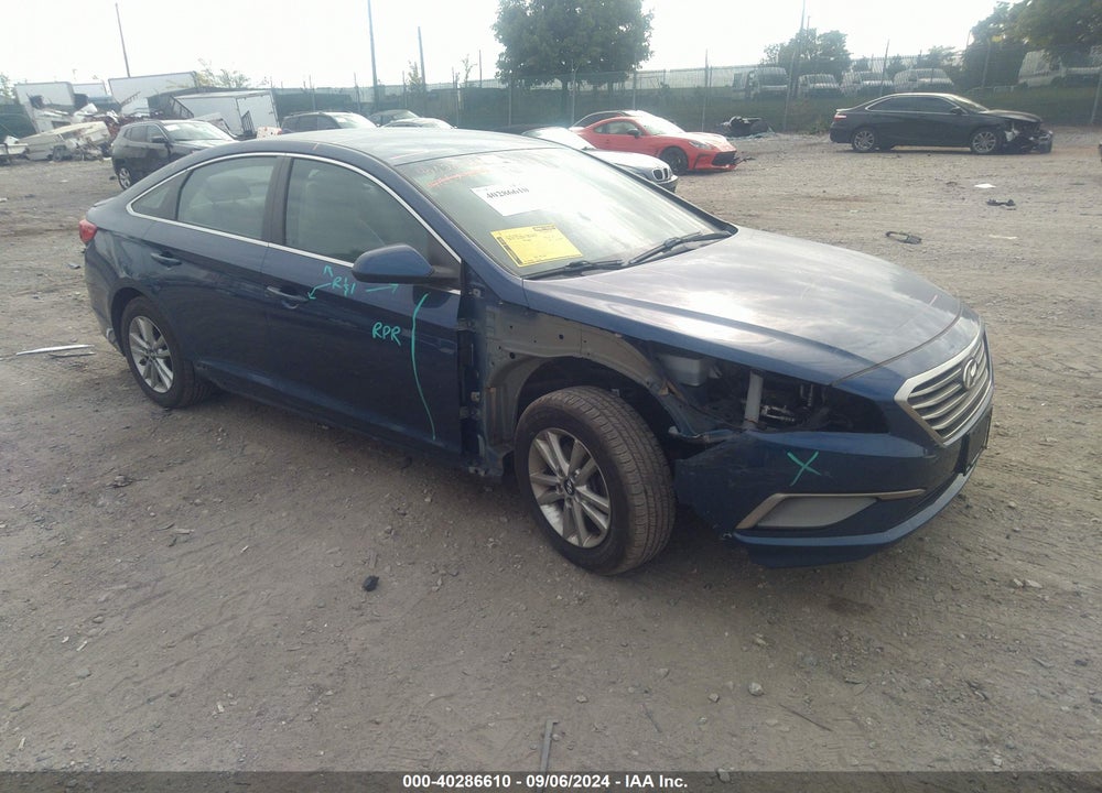 2016 HYUNDAI SONATA VIN: 5NPE24AF0GH402589