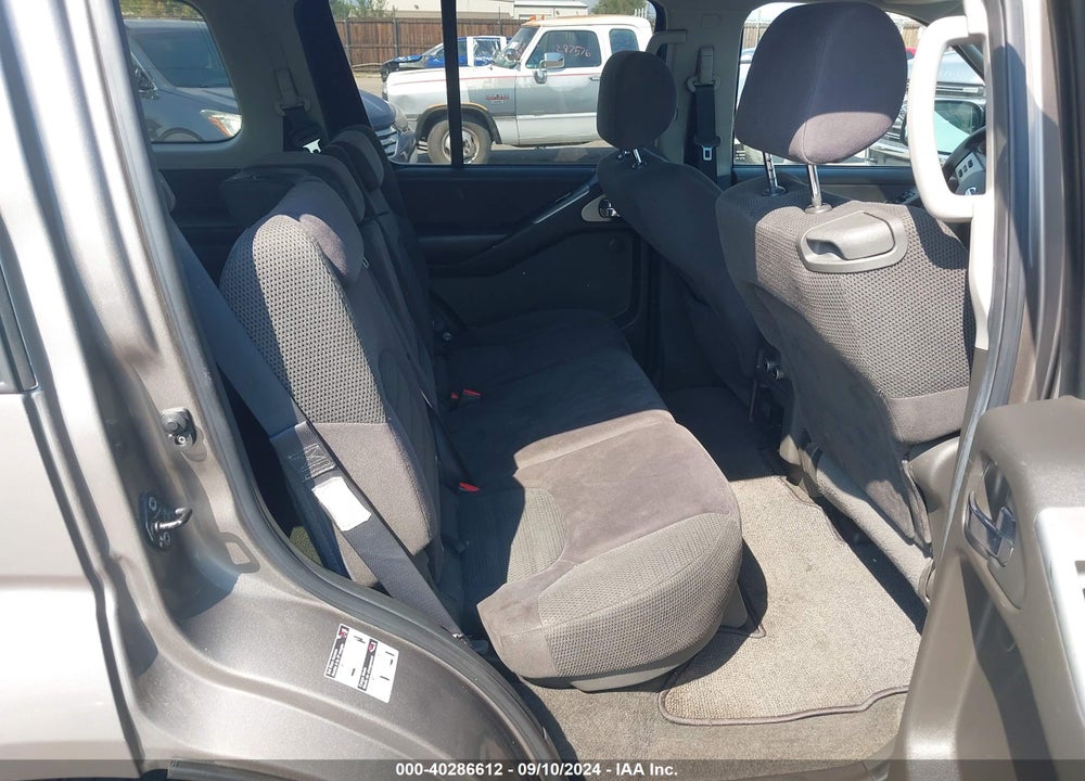 2006 NISSAN PATHFINDER SE VIN: 5N1AR18U86C609847