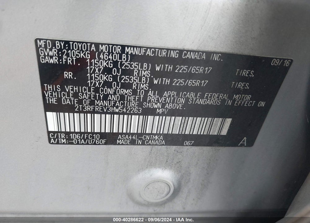 2017 TOYOTA RAV4 XLE VIN: 2T3RFREV3HW542263