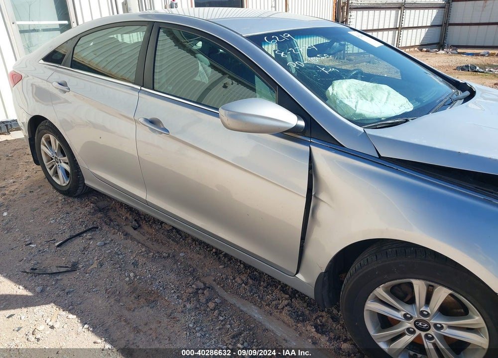 2013 HYUNDAI SONATA GLS VIN: 5NPEB4AC2DH596219