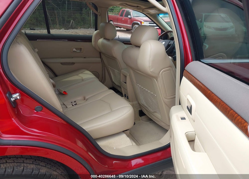 2009 CADILLAC SRX V6 VIN: 1GYEE637690112196