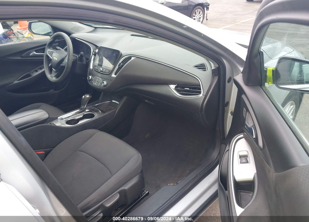 2020 CHEVROLET MALIBU FWD LT VIN: 1G1ZD5ST3LF090108