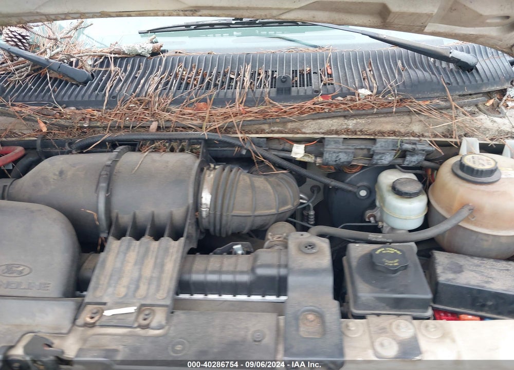 2003 FORD E-350 SUPER DUTY XL/XLT VIN: 1FBSS31LX3HB88825