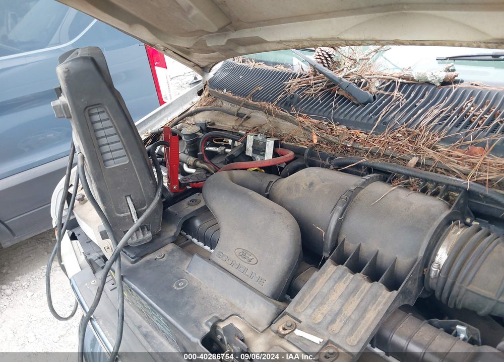 2003 FORD E-350 SUPER DUTY XL/XLT VIN: 1FBSS31LX3HB88825