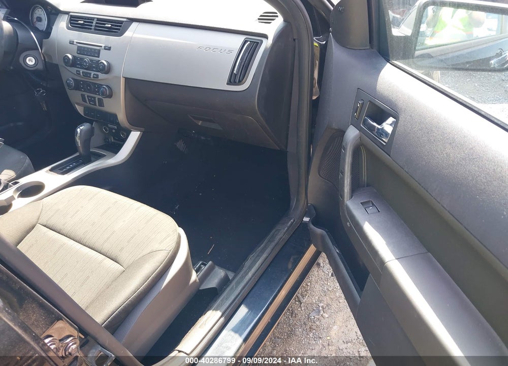2008 FORD FOCUS VIN: 1FAHP35N88W192187