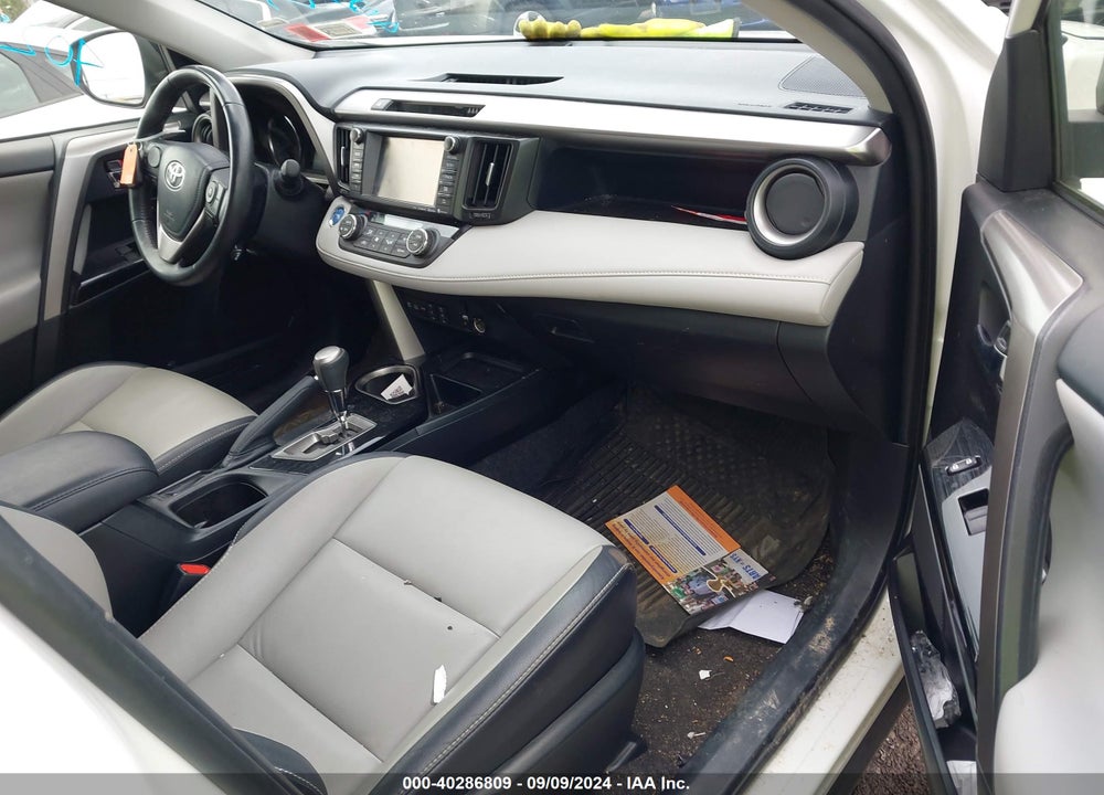 2018 TOYOTA RAV4 HYBRID LIMITED VIN: JTMDJREV9JD244506
