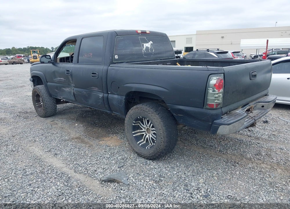 2005 CHEVROLET SILVERADO 1500 LS VIN: 2GCEC13T851121119
