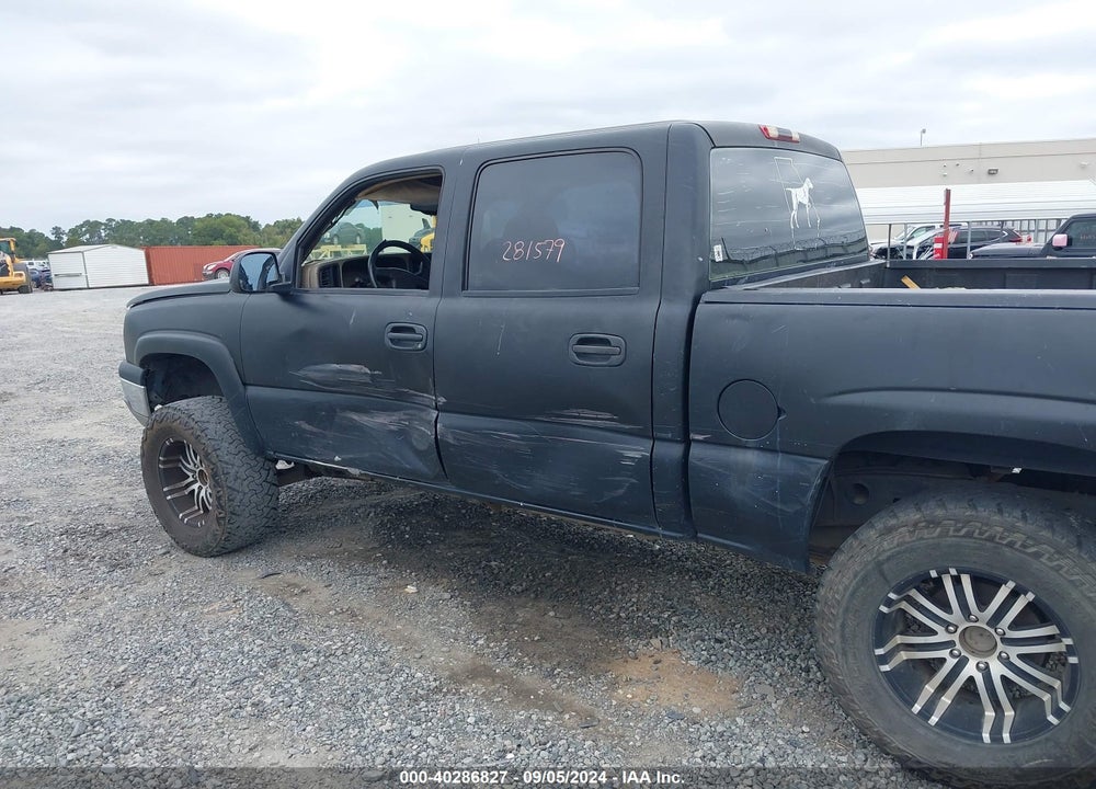 2005 CHEVROLET SILVERADO 1500 LS VIN: 2GCEC13T851121119
