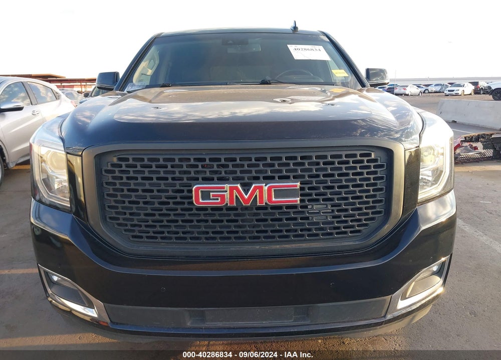 2020 GMC YUKON XL 4WD DENALI VIN: 1GKS2HKJ5LR196254