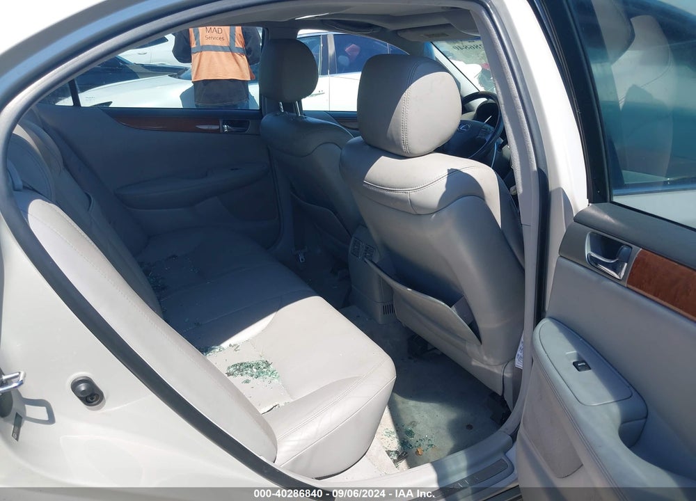 2005 LEXUS ES 330 VIN: JTHBA30G755093659