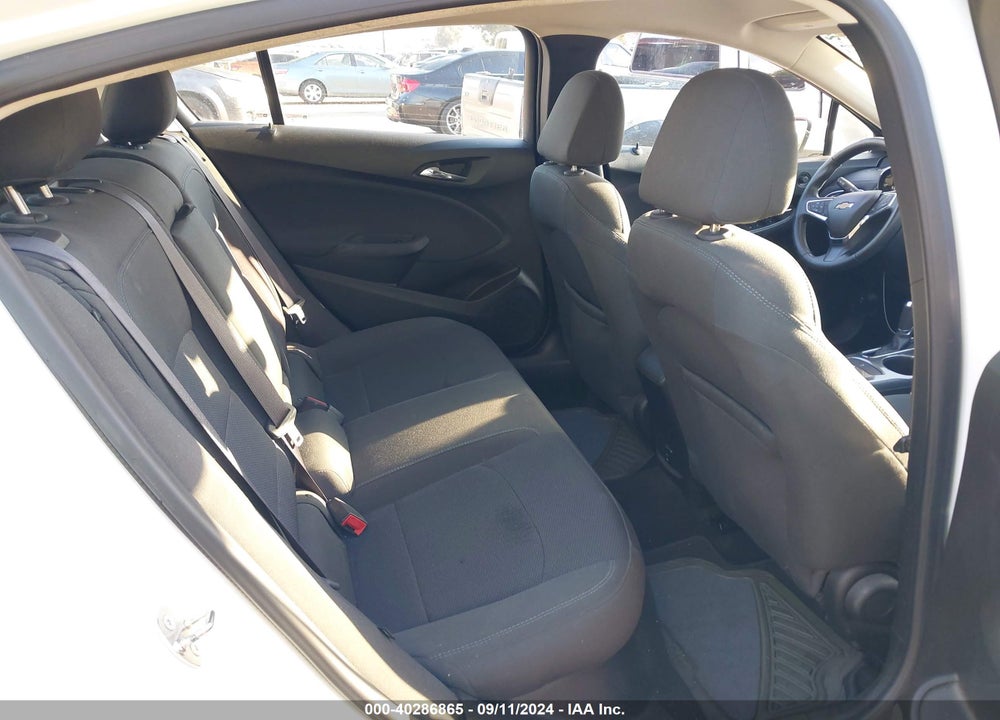 2017 CHEVROLET CRUZE LT AUTO VIN: 3G1BE6SM1HS586606