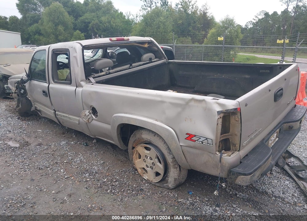 2005 CHEVROLET SILVERADO 1500 LT VIN: 1GCEK19T15E201080
