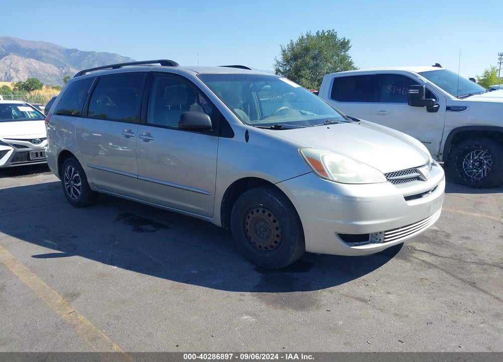 2004 TOYOTA SIENNA CE VIN: 5TDZA23C04S099041