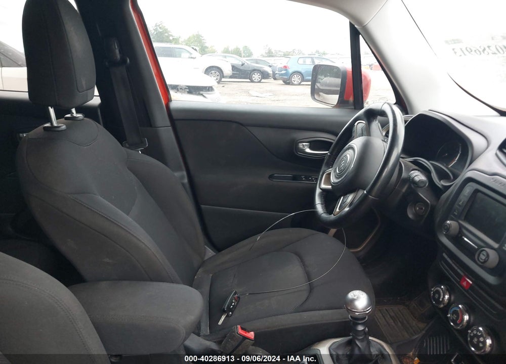 2015 JEEP RENEGADE LATITUDE VIN: ZACCJABH0FPC16923