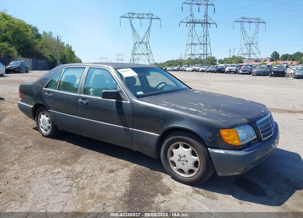 1992 MERCEDES-BENZ 300 SE VIN: WDBGA32E7NA084758