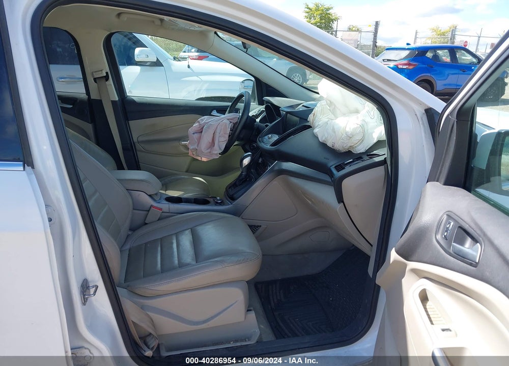 2015 FORD ESCAPE SE VIN: 1FMCU9G90FUB01160