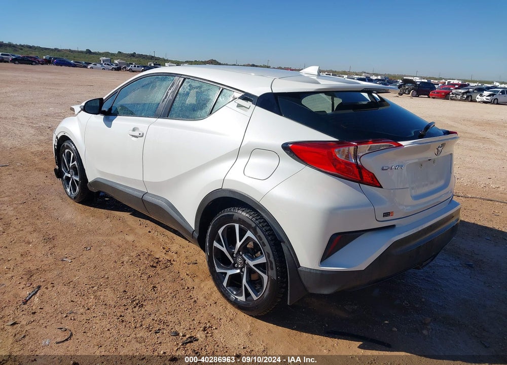 2018 TOYOTA C-HR XLE VIN: NMTKHMBX8JR012851