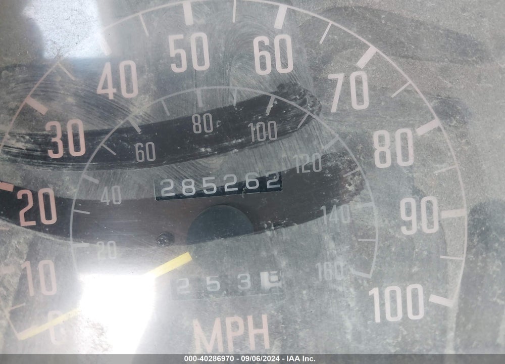 1995 ISUZU NPR VIN: 4KLB4B1AXSJ001119