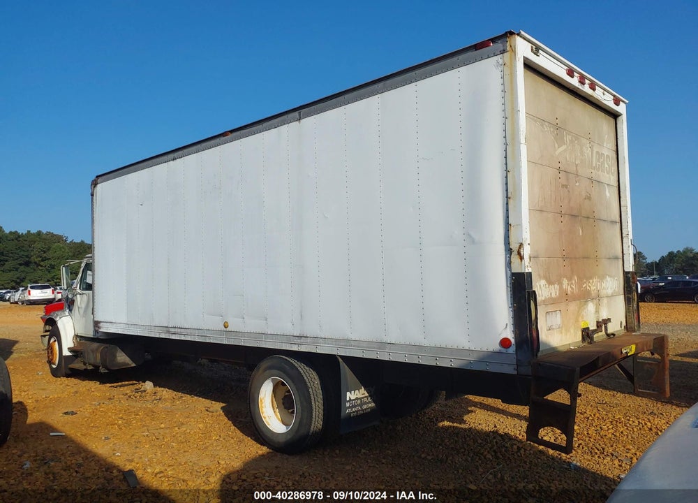 1999 INTERNATIONAL 4000 4700 VIN: 1HTSCABM8XH673915