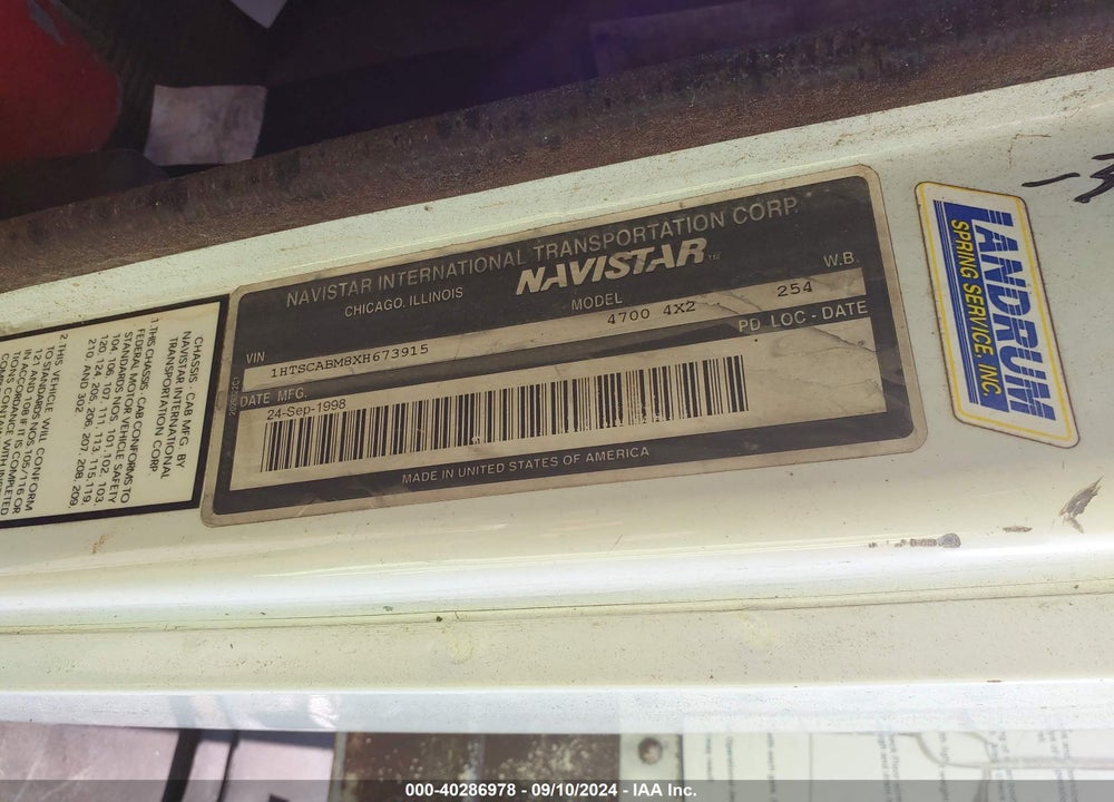 1999 INTERNATIONAL 4000 4700 VIN: 1HTSCABM8XH673915