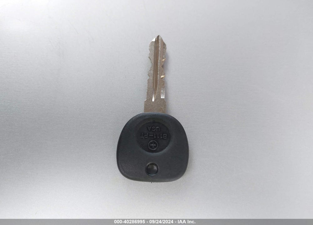 2007 GMC YUKON SLE VIN: 1GKFK13057R398855