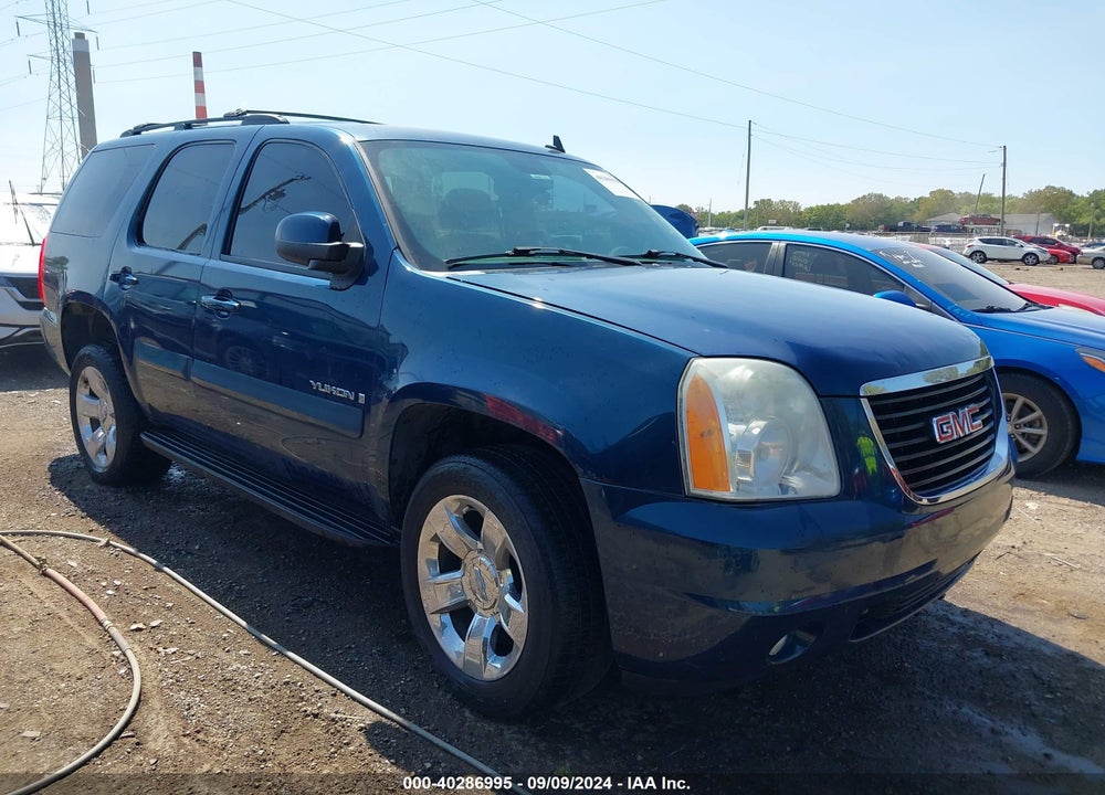 2007 GMC YUKON SLE VIN: 1GKFK13057R398855